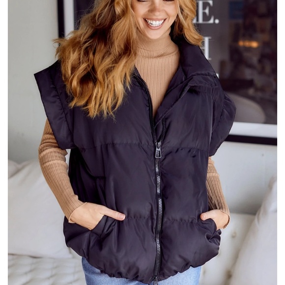 fab'rik Jackets & Blazers - $72 original price! Contie Black Sleeveless Puffer Vest Double Zipper NWT